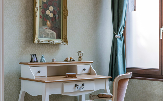 Authentic apartment in the city center of Antwerp