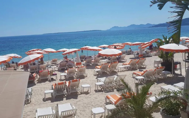 Appartement Juan-les-Pins antibes piscine et mer a 200m