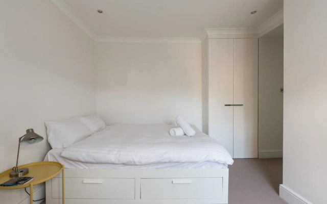 Huge 2 bed in Prime Location