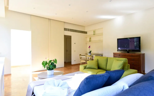 Caracalla Exclusive Property n. 2