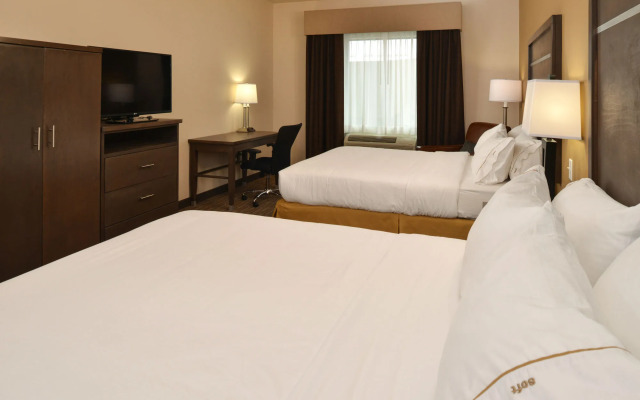 Holiday Inn Express & Suites Globe by IHG