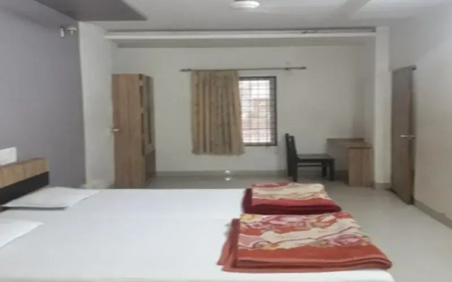 Hotel Pariwar