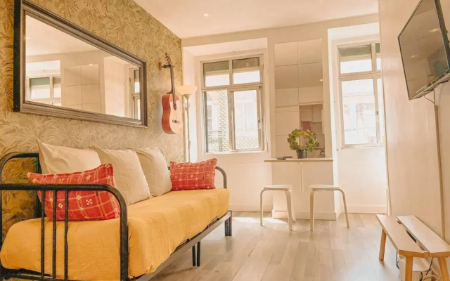 Charming Local Flat Near Sao Bento Palace
