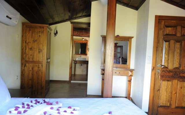 Loca Hotel