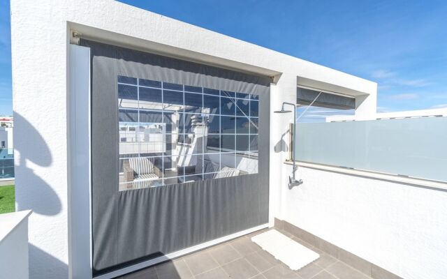 Отель Espanhouse Oasis Beach 108 Испания, Ориуэла - отзывы, цены и фото номеров - забронировать отель Espanhouse Oasis Beach 108 онлайн вид на фасад