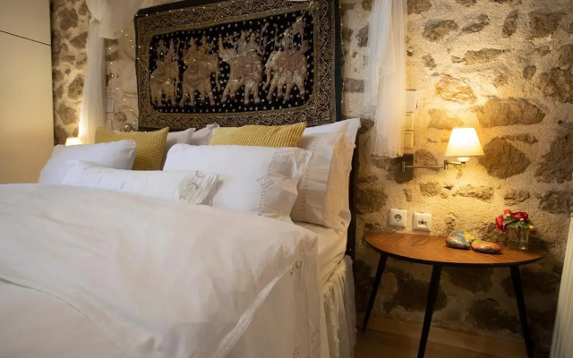 Stone suite in the center of Corinth