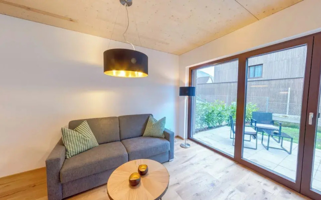 Urban-Apartmenthaus zwischen Berg und See