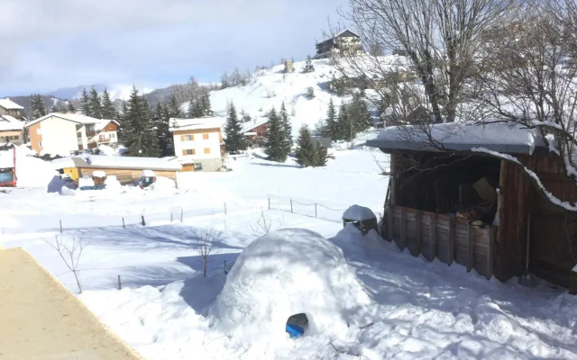 La Chaumière