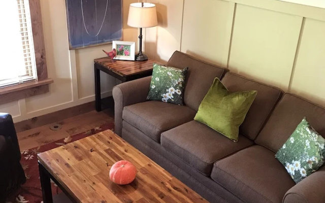 Whitefish River Inn - 2 Br Home