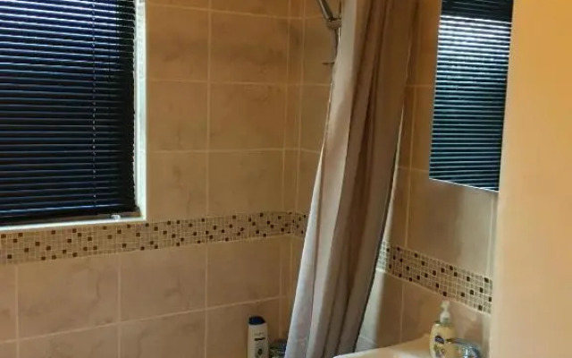Comfy and Cosy 2BD House in Haydock St Helens