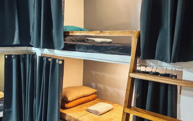Ap Butang Hostel