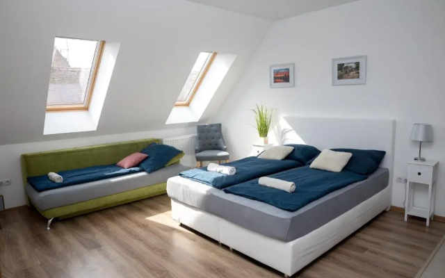 Kossuth Apartmanhaz