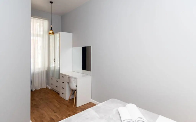 Charming 2BR Apartment in OldTbilisi