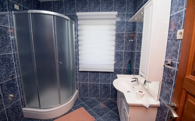 San Marian Apt 2b