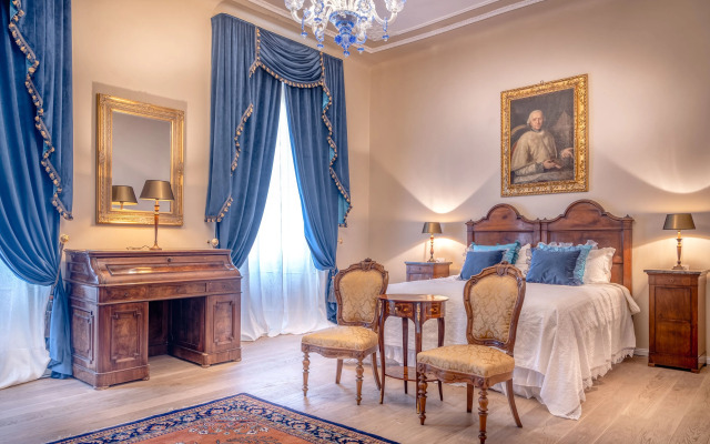 Palazzo Cavagna Sangiuliani Guest House