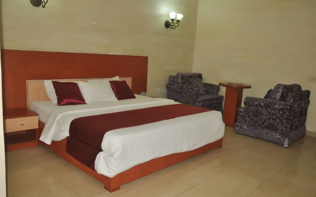 Toprate Luxury Hotel