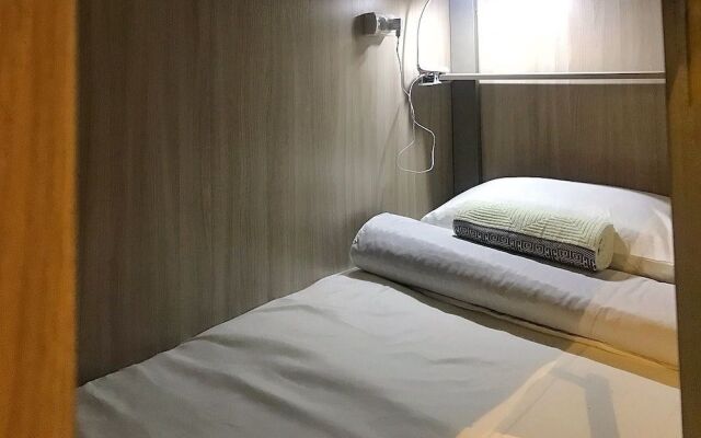 Yellow Park Hostel