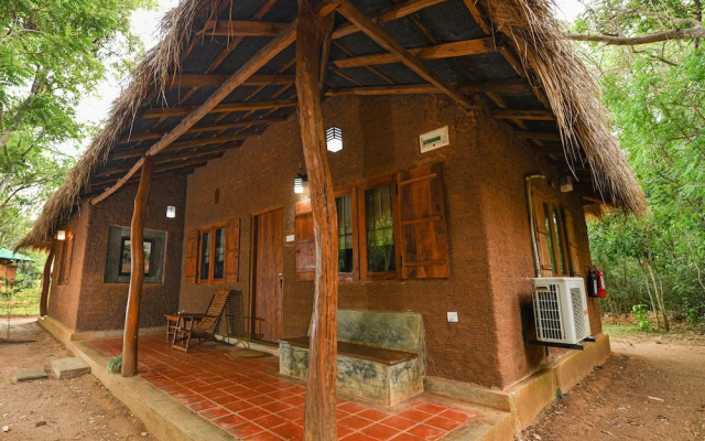 The Other Corner - Habarana