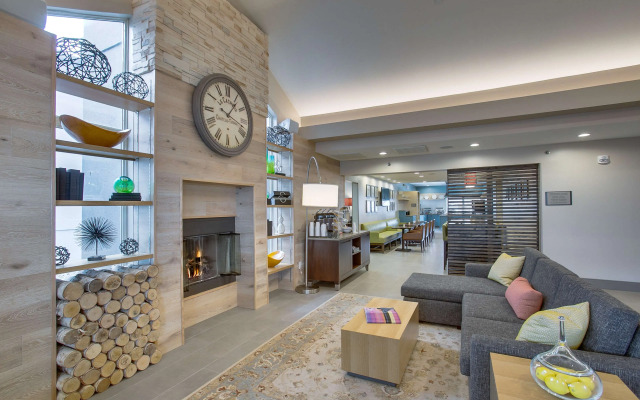 Country Inn & Suites by Radisson, Wichita East, KS