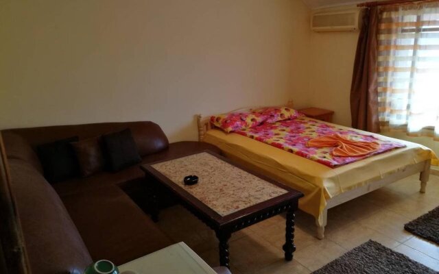 Отель Fener Guest House Болгария, Поморие - отзывы, цены и фото номеров - забронировать отель Fener Guest House онлайн комната для гостей