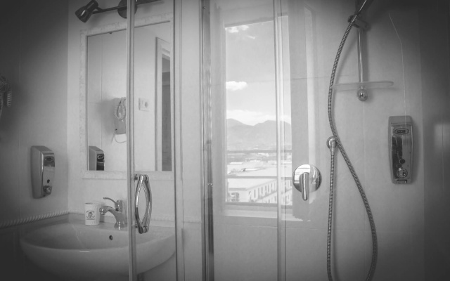 Отель La Peonia B&B
