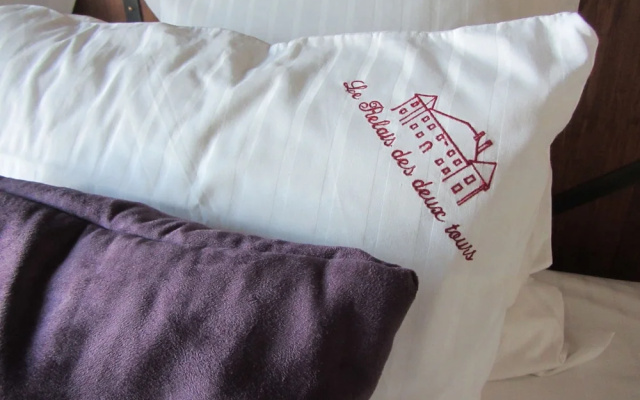 Le Relais des Deux Tours