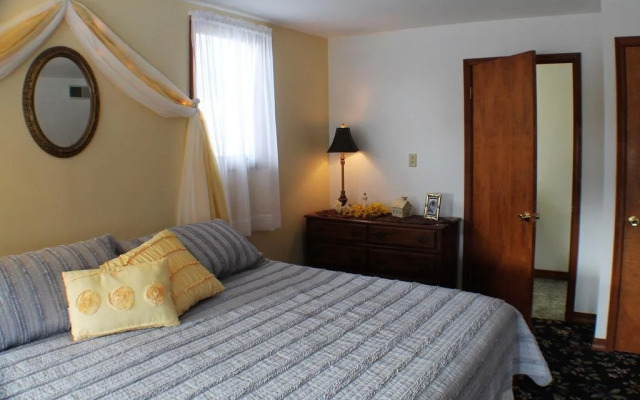 The White Birch Inn & Annex