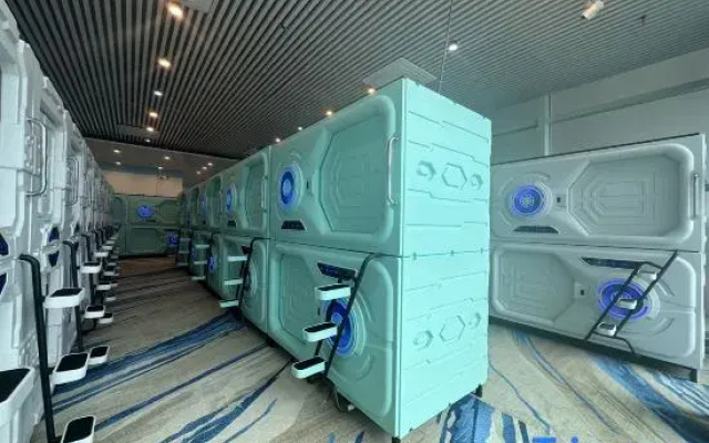 Sleeping Space Capsule Hotel (Fuzhou Changle Airport)