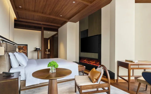 Shanghai Snow World Hotel, Vignette Collection by IHG