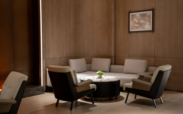 Crowne Plaza Jingmen
