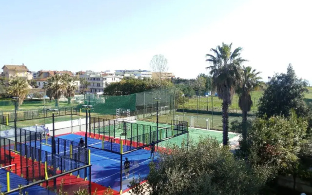 Modern Apartment at Villa Rosa di Martinsicuro near Sea