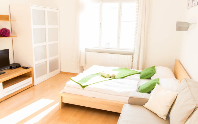 CheckVienna - Apartment Favoritenstrasse