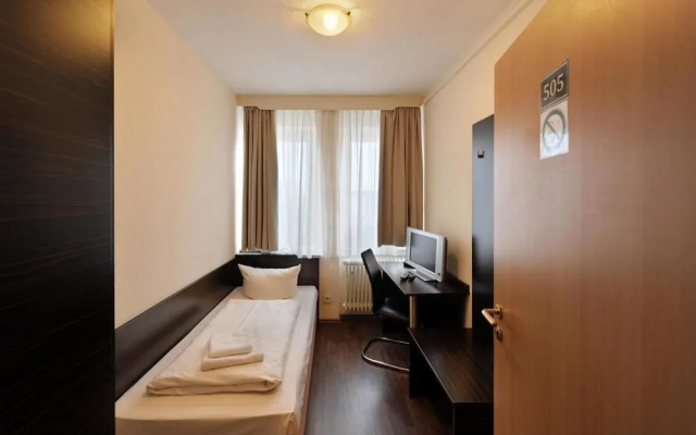 Fair Hotel Frankfurt - An der Messe