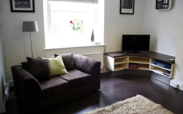 Licatas Apartment Cotswolds Sleeps 6