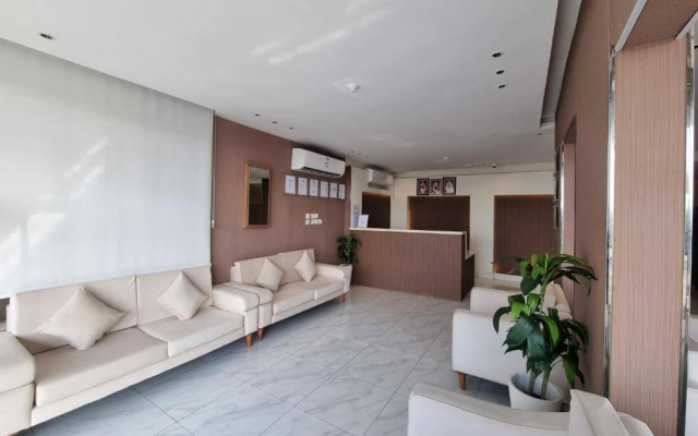 Avene Hotel