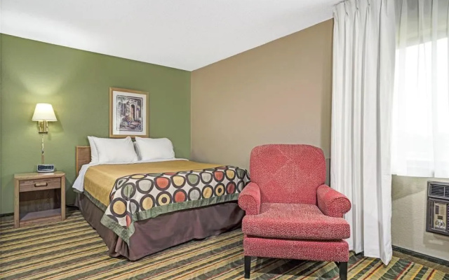 Super 8 Glencoe