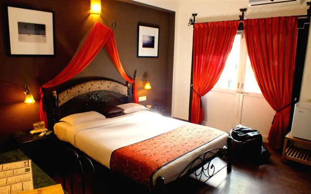 The Camelot Manor
