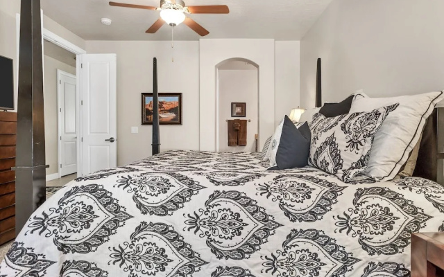 The Escape 4 Bedroom Apts