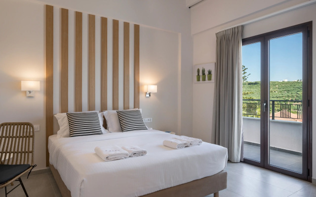 Spilia Village Hotel & Villas