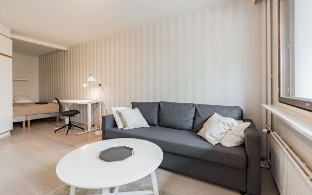 Апартаменты Local Nordic Apartments - Polar Bear Ювяскюля комната для гостей