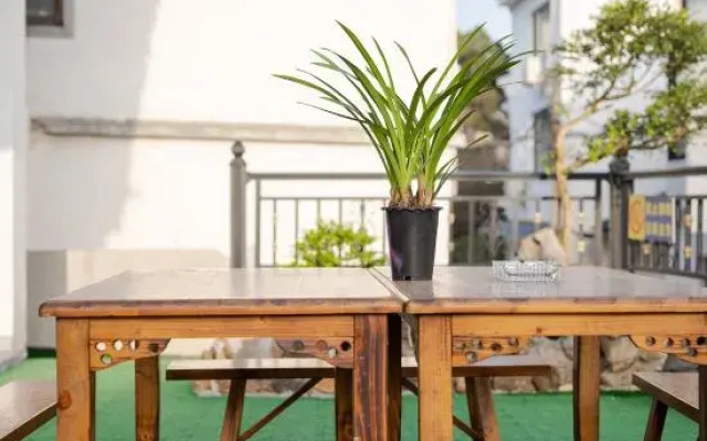 Suzhou Jiangnan Stone Lake View homestay