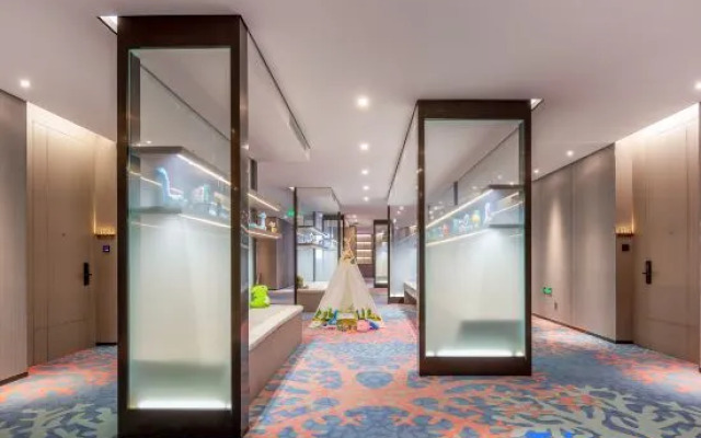 Chongqing Winterless Hotel