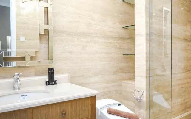 2+1br 1 Park Avenue Apartment Near Gandaria City Mall