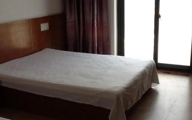 Lingtaoge Inn