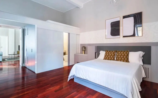 Croce Apartments