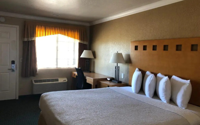 Lake Point Lodge