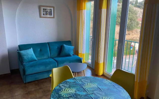 4MIR11JAUNE- T2 en DUPLEX idéalement situé pour 4 personnes