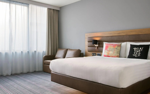 Moxy Dublin City