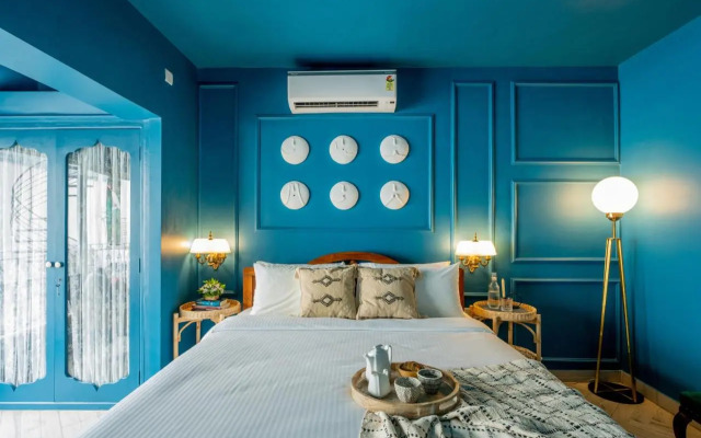 Elivaas BluDoor Luxury 5BHK Villa with Private Pool