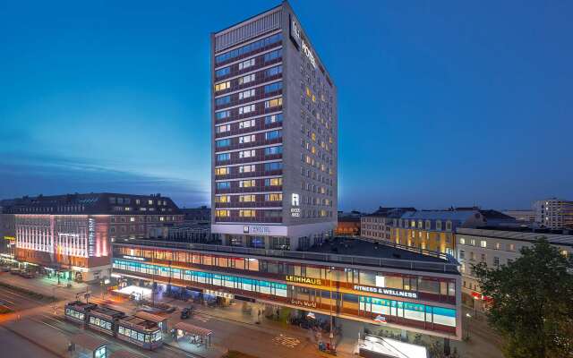 Отель NH München Deutscher Kaiser вид на фасад